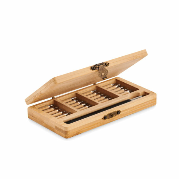 Set di utensili da 24 pezzi